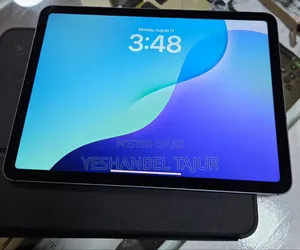 New Apple iPad Air 64 GB Gray