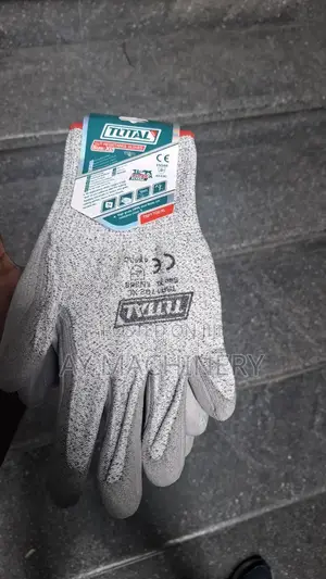 Total Cutting Resistance Glove ጓንት