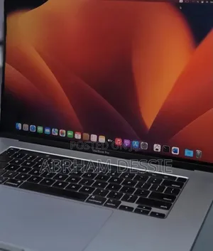 New Laptop Apple MacBook Pro 2019 16GB Intel Core I7 SSD 512GB