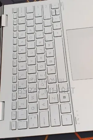 New Laptop HP Envy X360 8GB Intel Core I7 SSD 1T