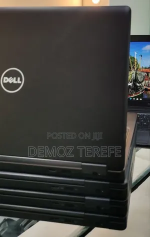 New Laptop Dell Precision 5540 16GB Intel Core I7 SSD 512GB