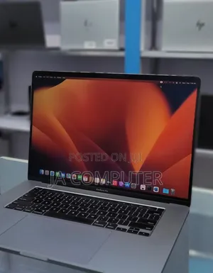 Photo - New Laptop Apple MacBook Pro 2019 16GB Intel Core I7 SSD 512GB