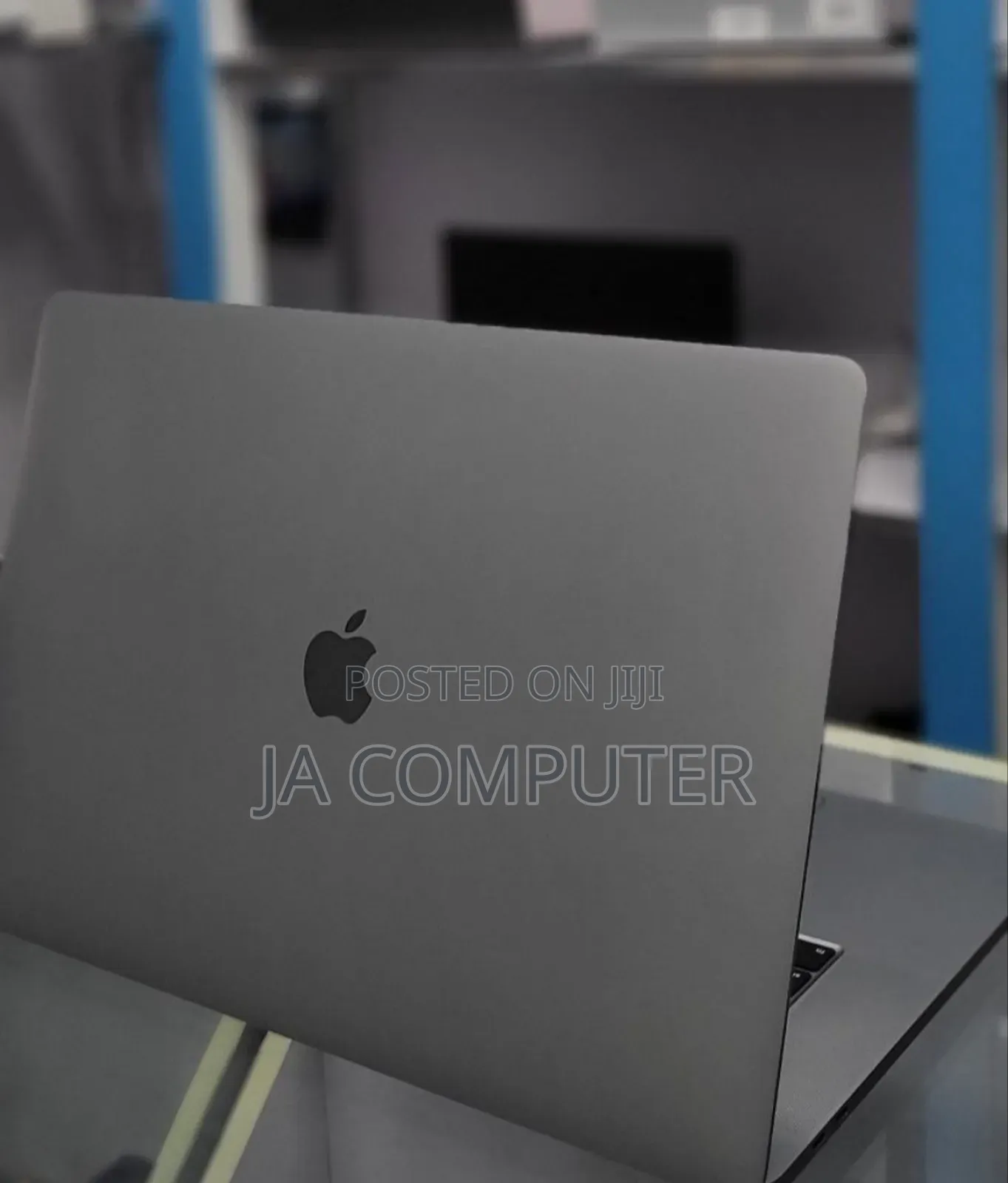 New Laptop Apple MacBook Pro 2019 16GB Intel Core I7 SSD 512GB