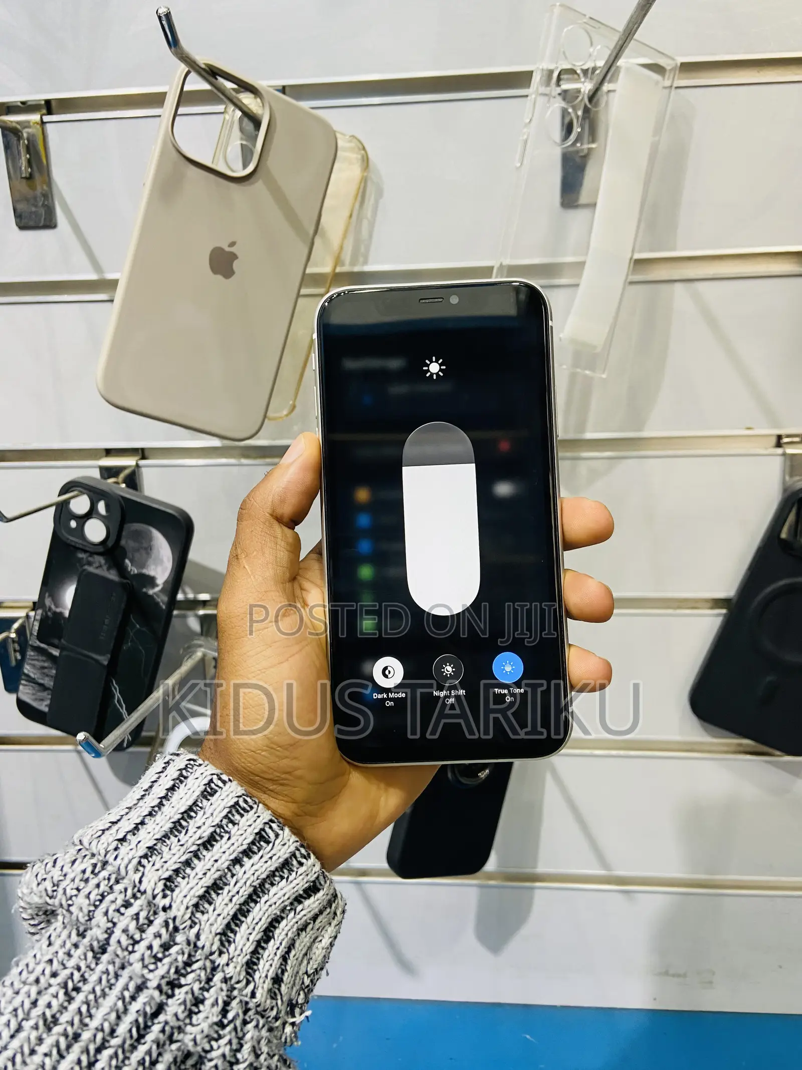 Apple iPhone 11 64 GB White