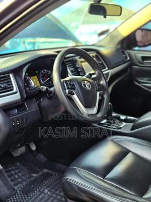 Toyota Highlander Limited 4dr SUV (3.5L 6cyl 6A) 2015 Gray