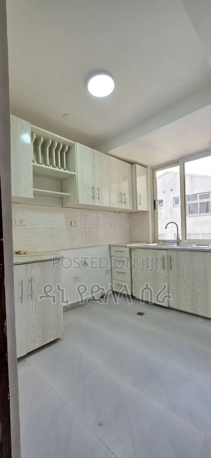 Furnished 2bdrm Condo in አዲስ አበባ, Bole for sale