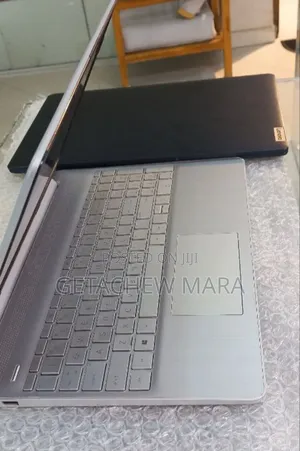 New Laptop HP Stream Notebook 8GB Intel Core I5 SSD 1T