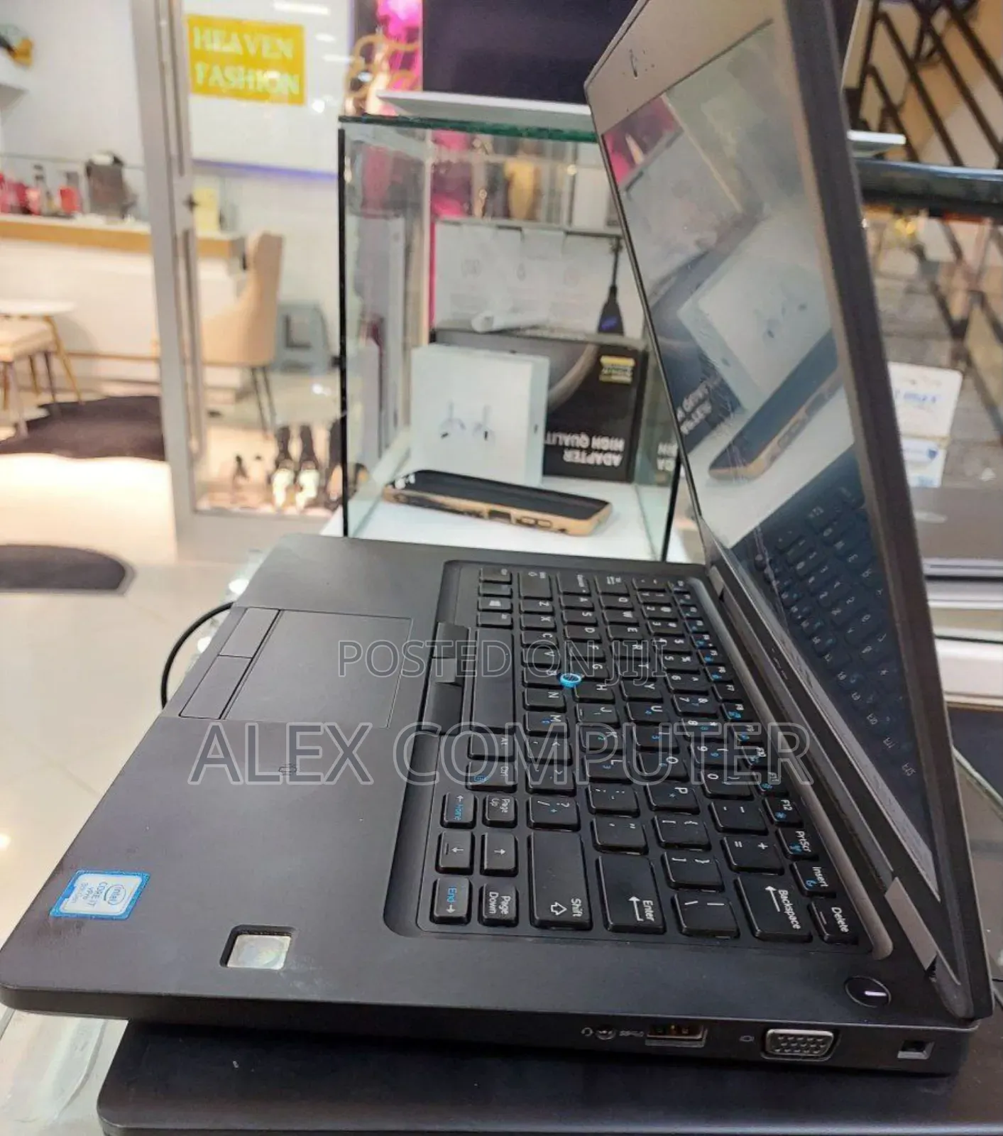 New Laptop Dell Latitude 5490 16GB Intel Core i7 SSD 256GB
