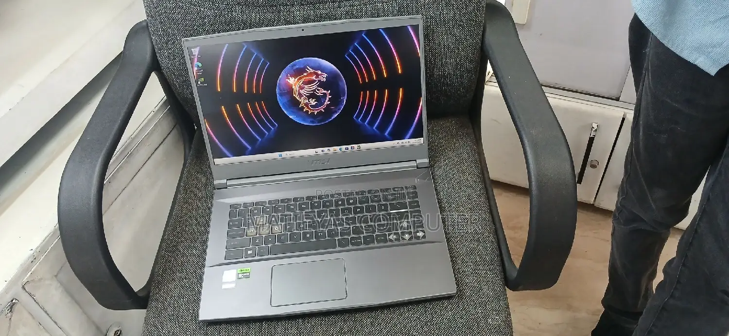 New Laptop MSI 16GB Intel Core I5 SSD 512GB