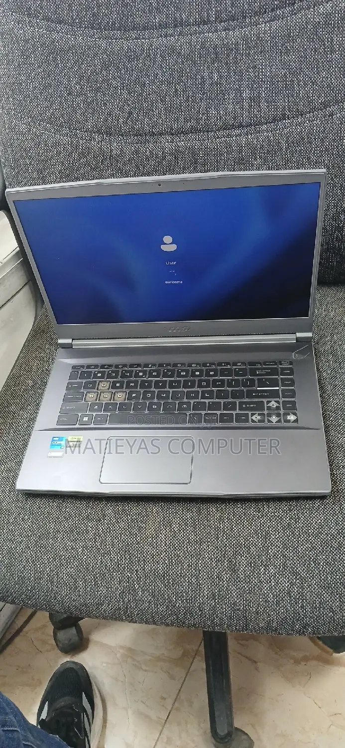 New Laptop MSI 16GB Intel Core I5 SSD 512GB