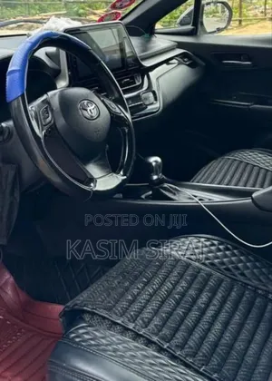 Toyota C-HR Limited 2021 White