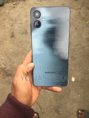 New Samsung Galaxy A06 128 GB Blue