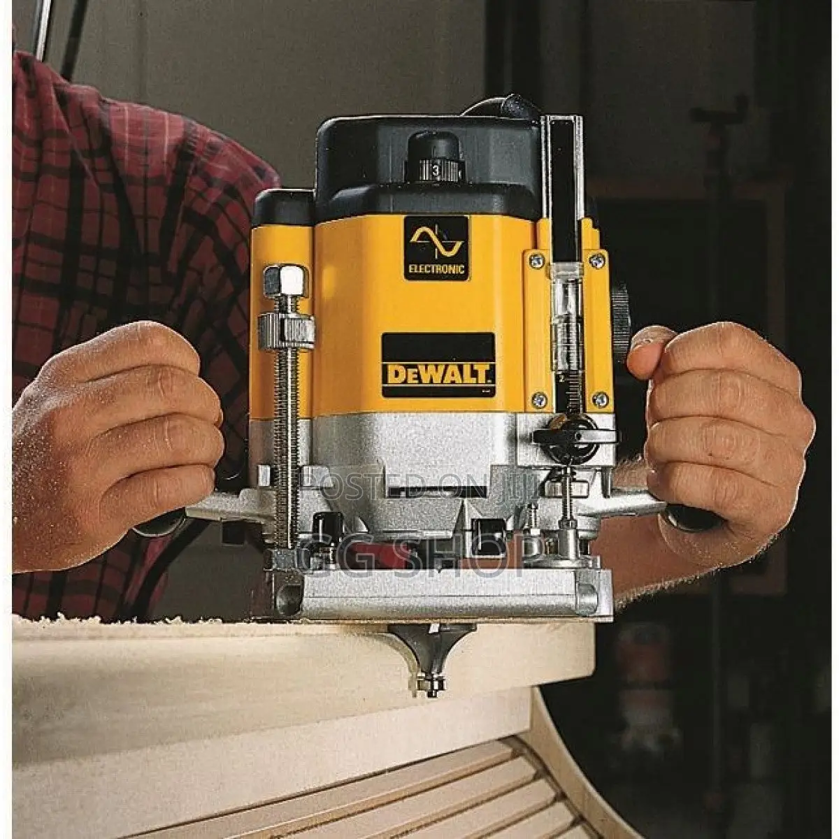 Dewalt Wood Router Machine
