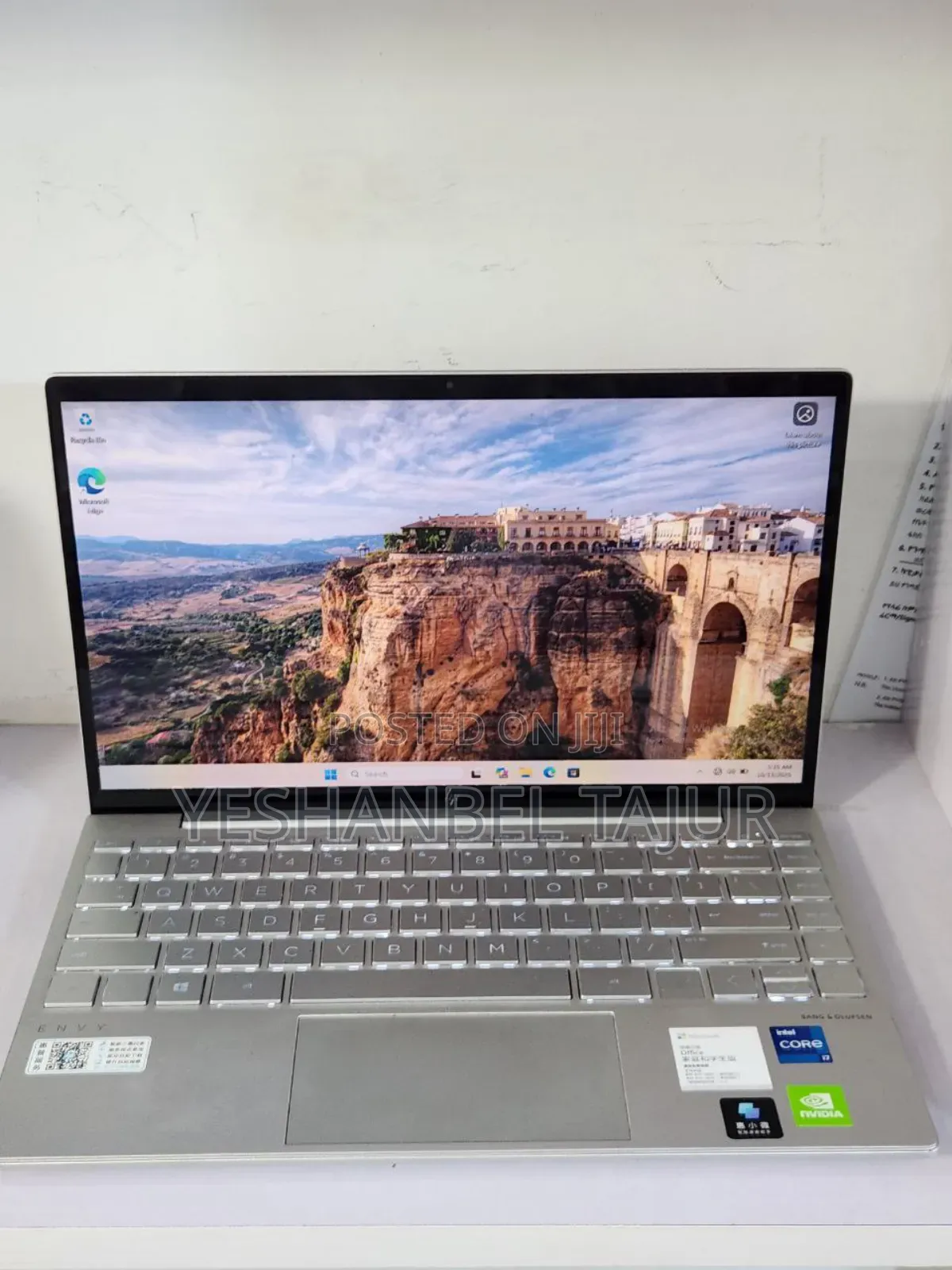 New Laptop HP Envy 13 16GB Intel Core i7 SSD 1T