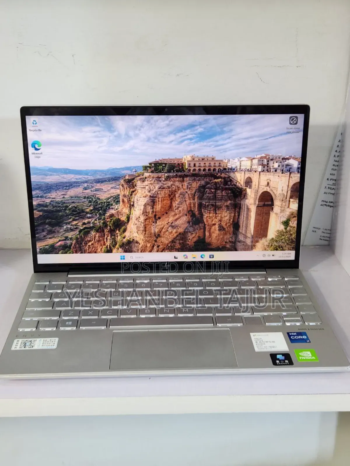 New Laptop HP Envy 13 16GB Intel Core i7 SSD 1T