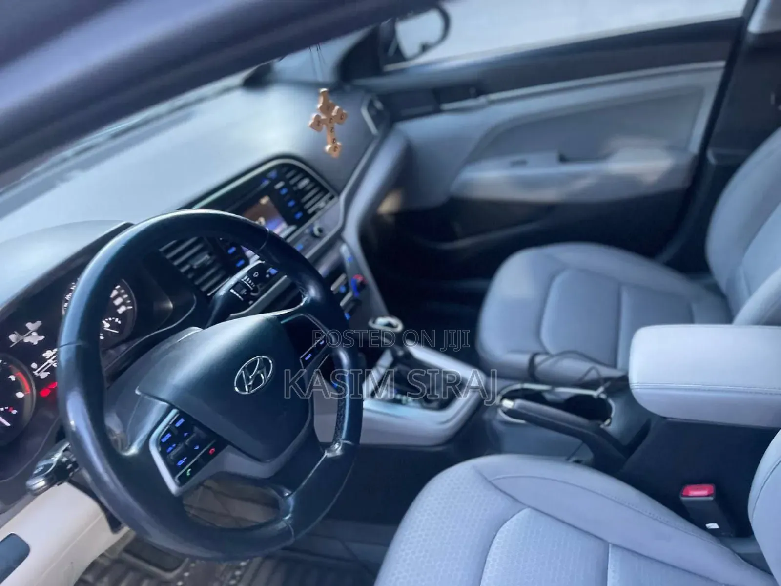 Hyundai Elantra Limited Sedan FWD (2.0L 4cyl 6A) 2017 Gray