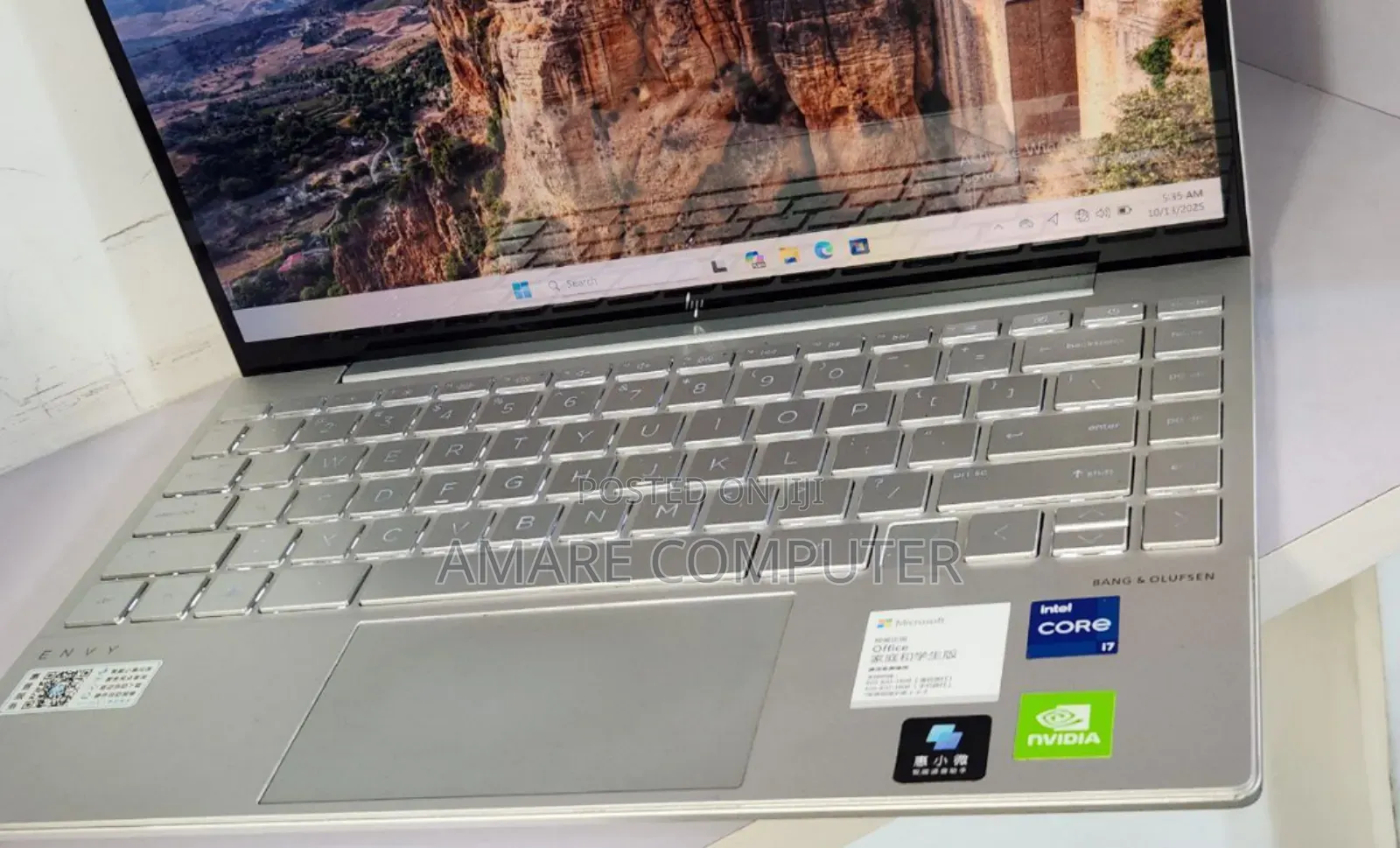 New Laptop HP Envy 14 16GB Intel Core I7 SSD 1T