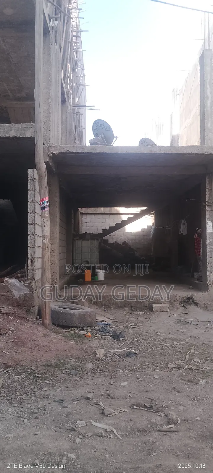 6bdrm Block of Flats in Akaky Kaliti for sale