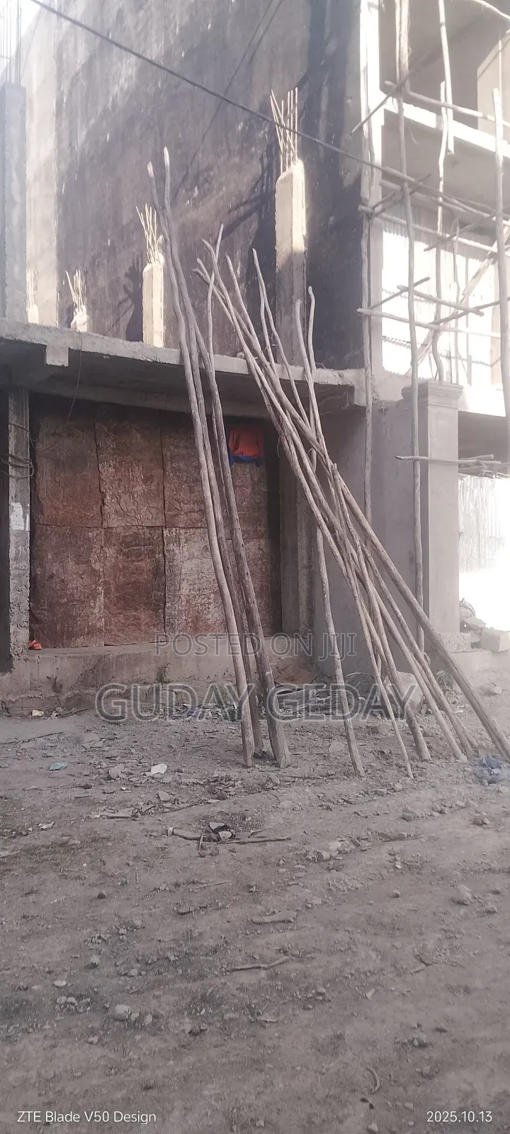 6bdrm Block of Flats in Akaky Kaliti for sale