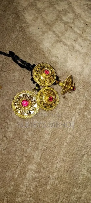 Photo -  Stylish Women’S Jewelry Set – Hair, Earrings Ring | አዳዲስ የሴቶች ጌጥ