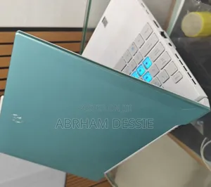 New Laptop Asus 32GB Intel Core I9 SSD 1T