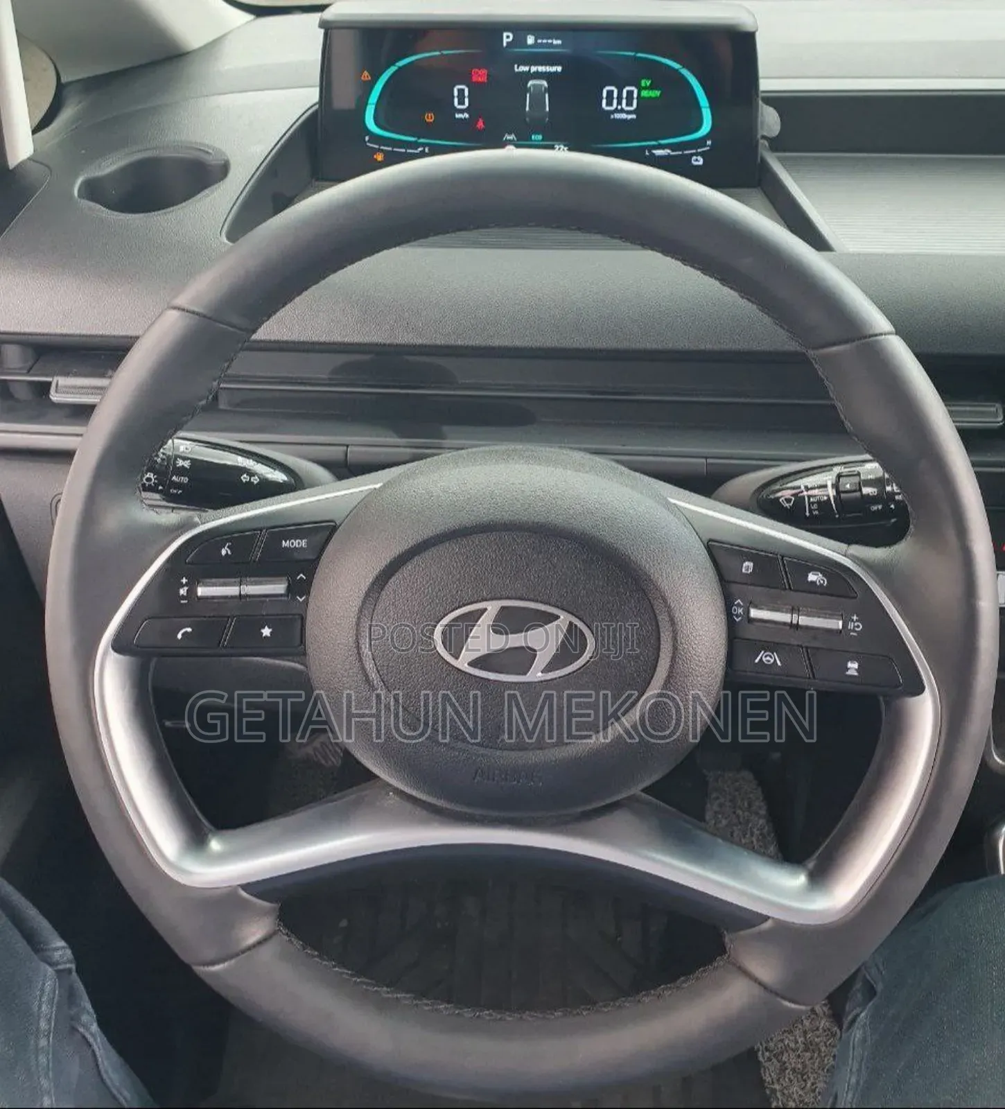 New Hyundai Staria 2024 Silver