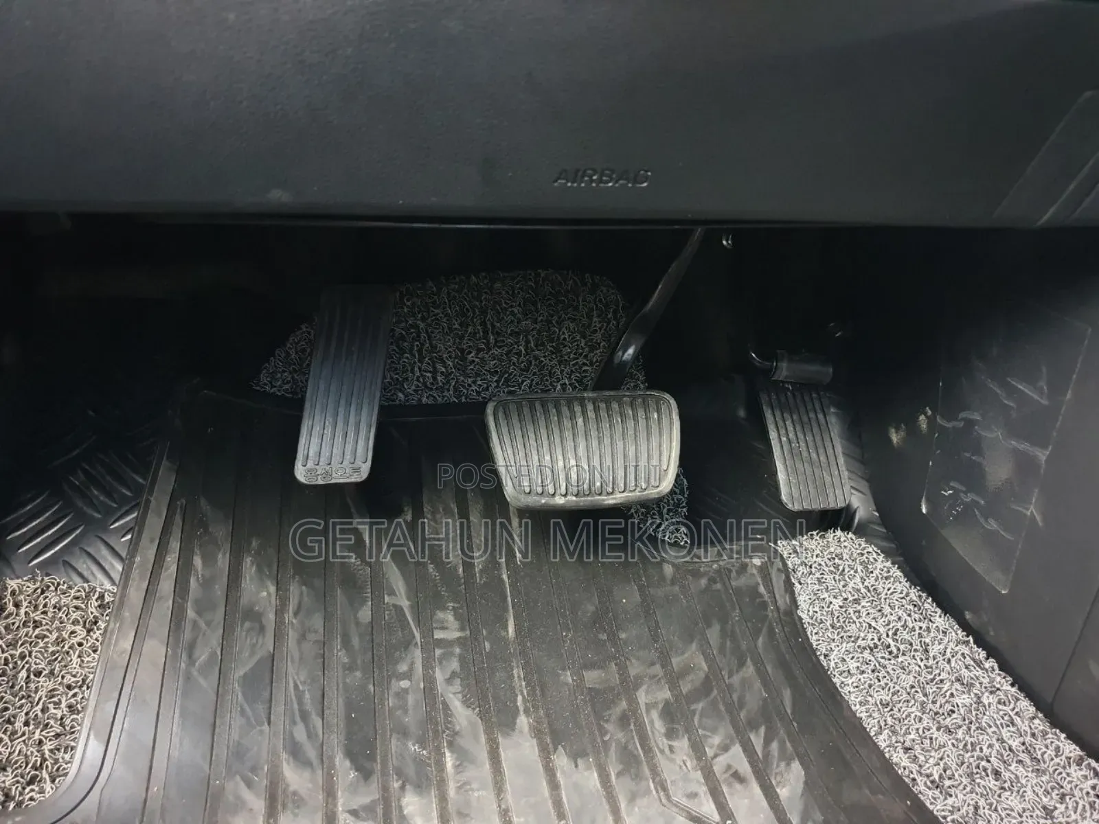 New Hyundai Staria 2024 Silver