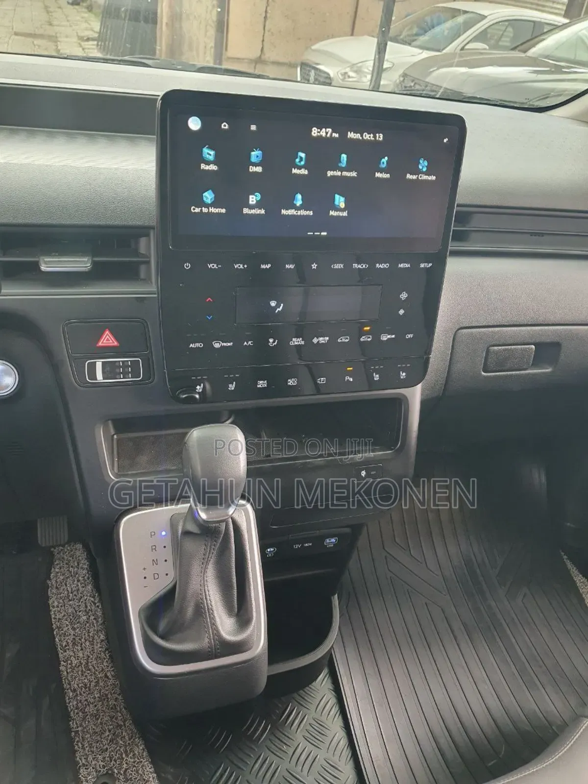 New Hyundai Staria 2024 Silver