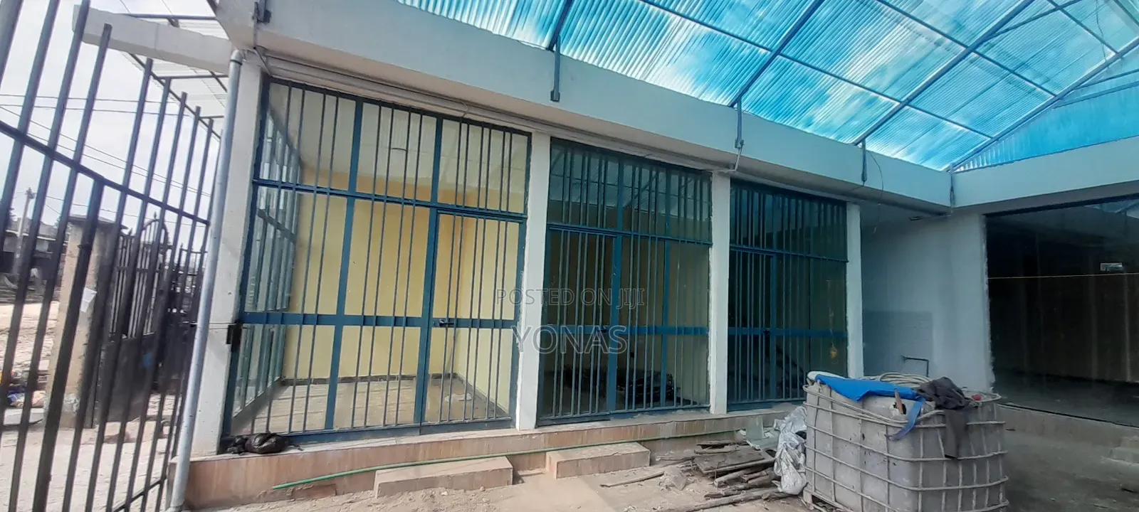 የገበያ ማእከል የንግድ ቦታ