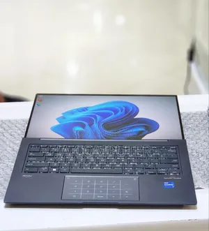 New Laptop Asus Zenbook 14 UX434 16GB Intel Core I7 SSD 512GB