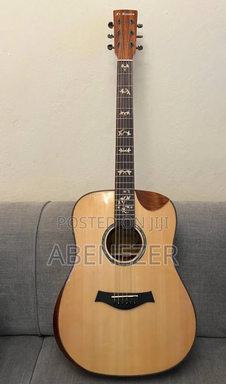 Fr. Antonio Box Guitar