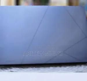 New Laptop Asus Zenbook 14 UX434 16GB Intel Core I7 SSD 512GB