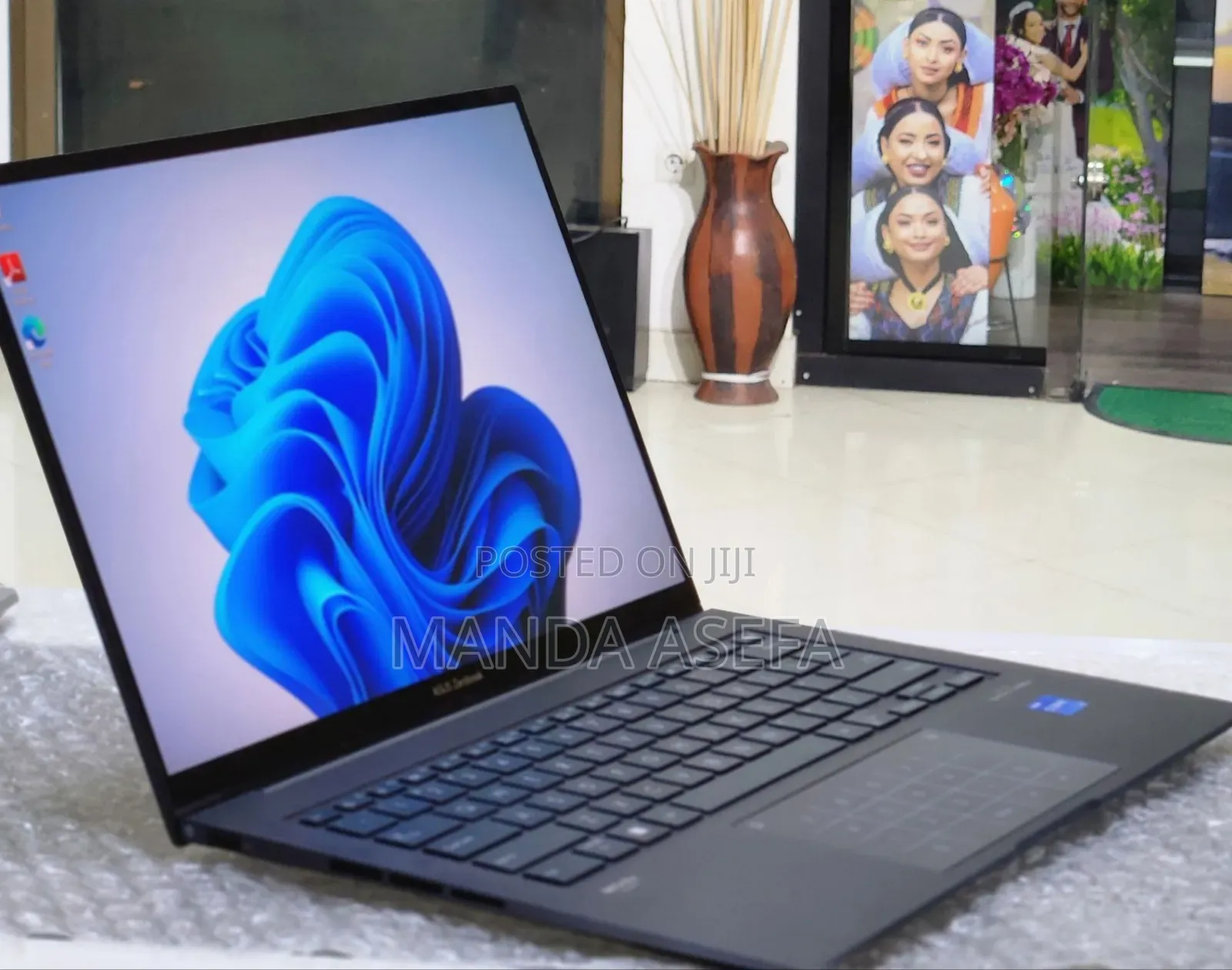 New Laptop Asus ZenBook Flip 14 UX461UA 16GB Intel Core I7 SSD 512GB