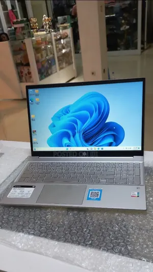 Photo - New Laptop HP Pavilion 15 16GB Intel Core I7 SSD 512GB