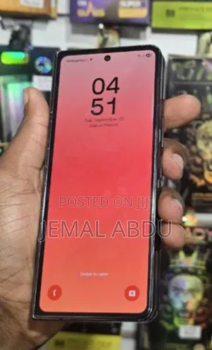 Photo - Samsung Galaxy Z Fold4 512 GB Black