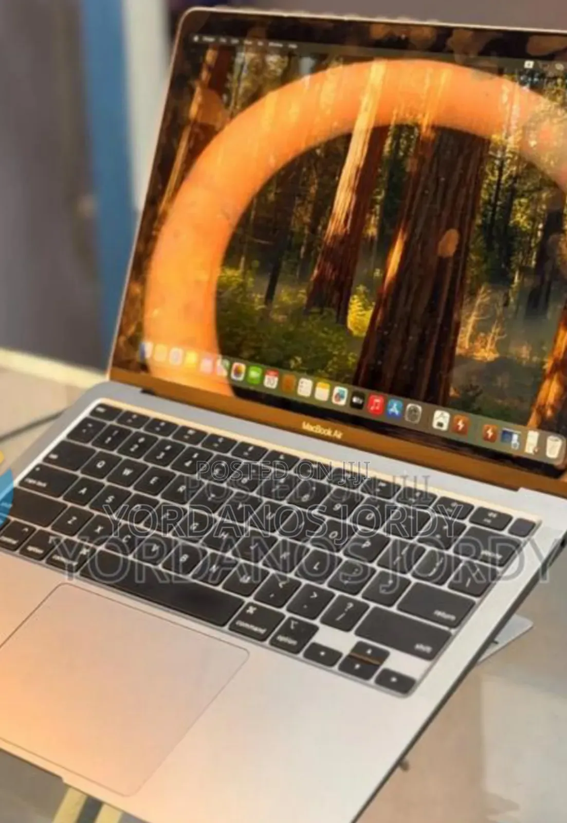 New Laptop Apple MacBook Air 2020 M1 8GB Apple M1 SSD 256GB