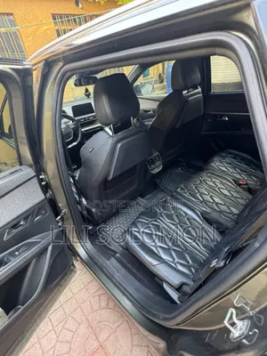 Peugeot 5008 2020 Gray