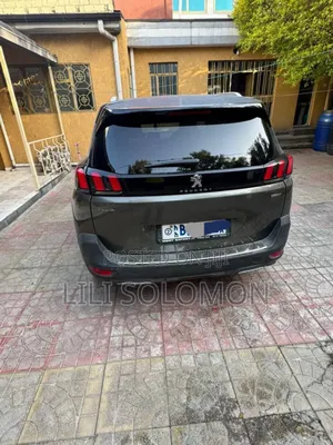 Peugeot 5008 2020 Gray