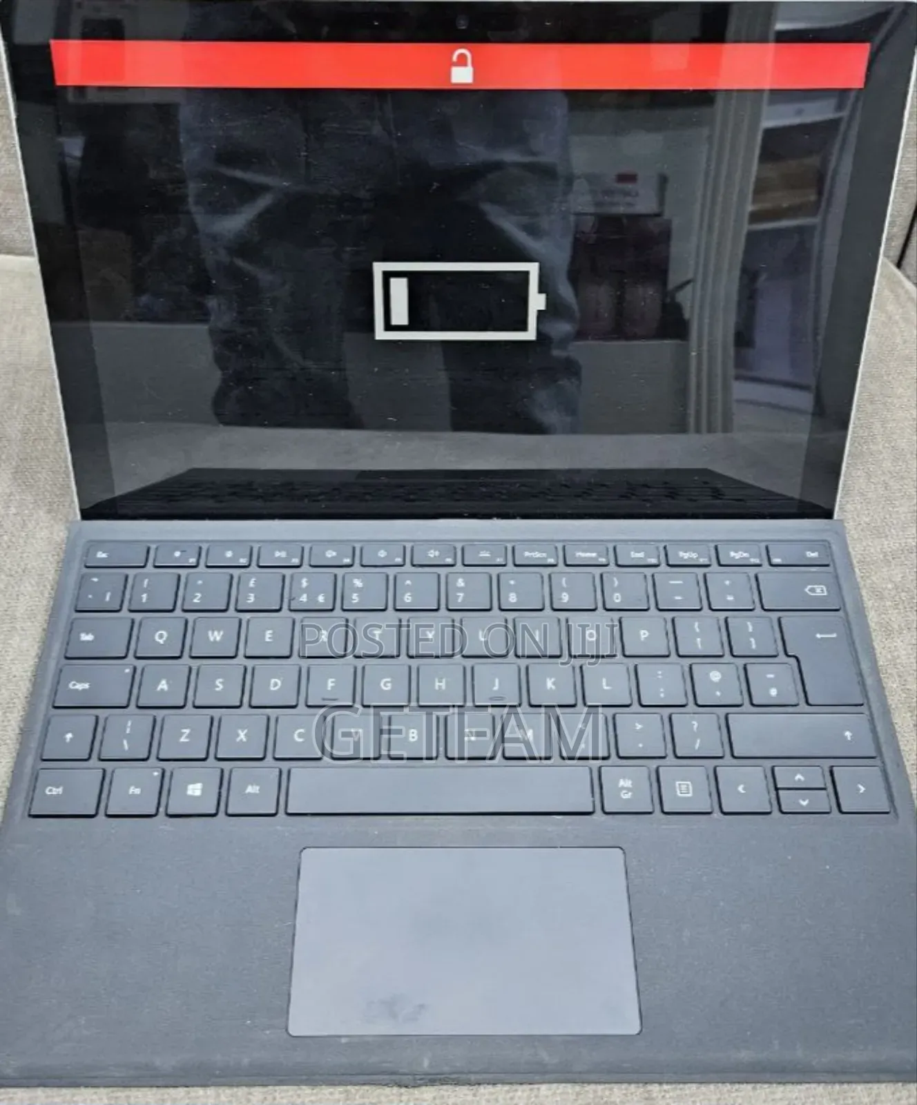 New Laptop Microsoft Surface 8GB Intel Core I7 SSD 256GB