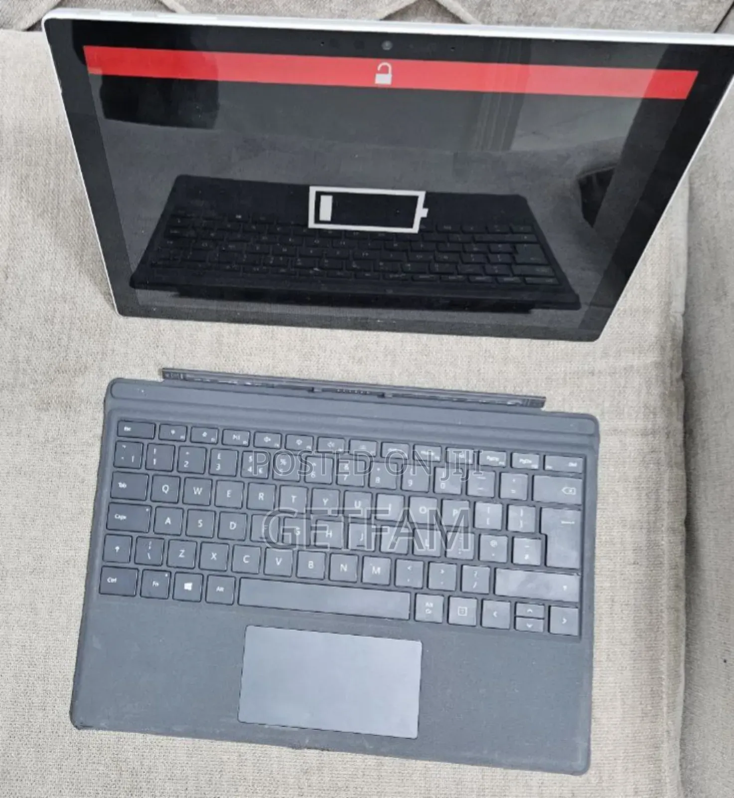 New Laptop Microsoft Surface 8GB Intel Core I7 SSD 256GB