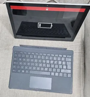 New Laptop Microsoft Surface 8GB Intel Core I7 SSD 256GB