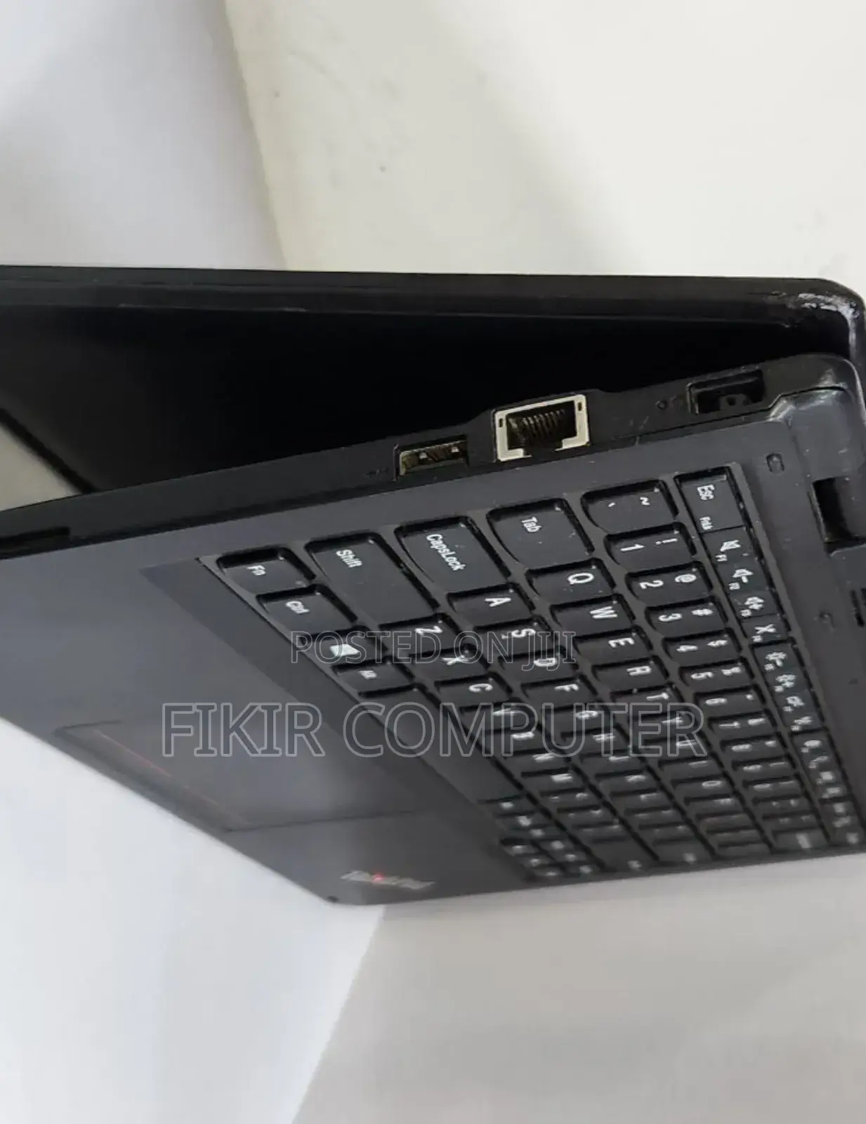 New Laptop Lenovo Yoga 11e 4GB Intel Xeon SSD 128GB