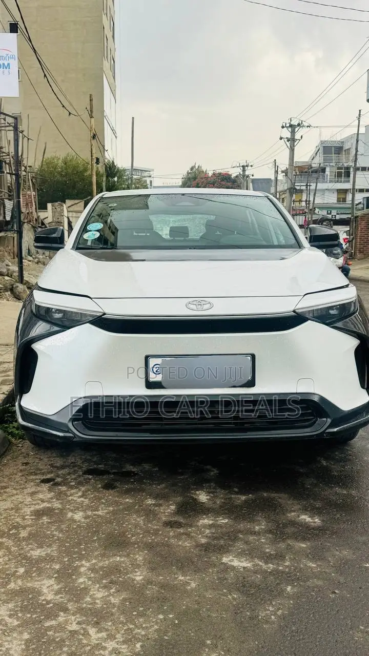 Toyota bZ4X 71.4 kWh AWD 2023 Black