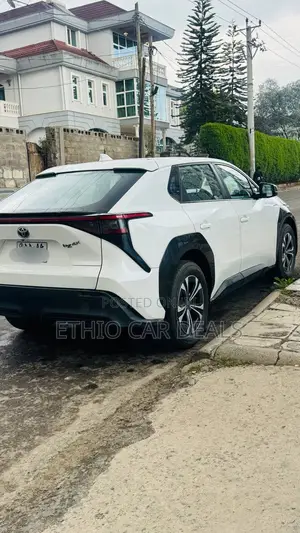 Toyota bZ4X 71.4 kWh AWD 2023 Black