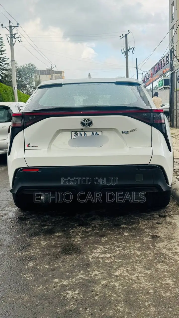 Toyota bZ4X 71.4 kWh AWD 2023 Black