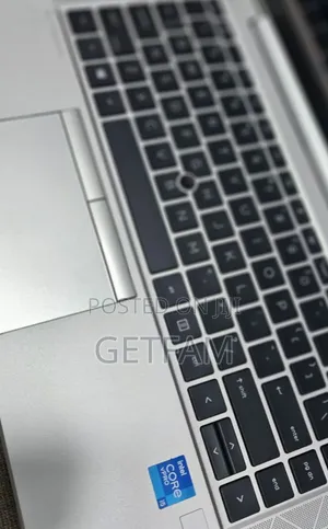 New Laptop HP EliteBook 840 G8 16GB Intel Core I5 SSD 512GB