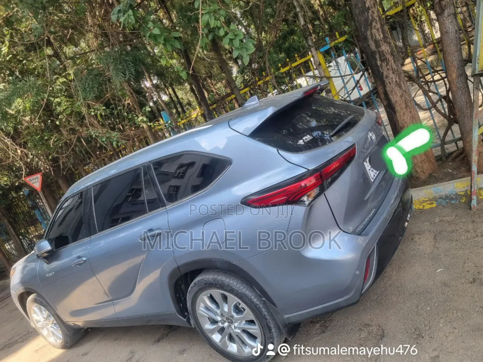 Toyota Grand Highlander Hybrid 2024 Blue