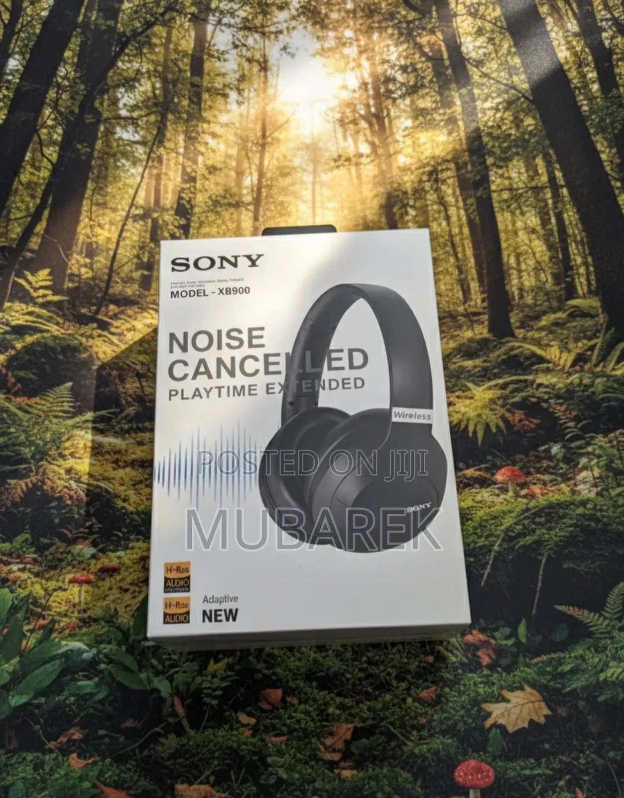 Sony 900 Deep Bass True to the Artist.