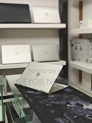 New Laptop HP Envy X360 8GB Intel Core I5 SSD 256GB