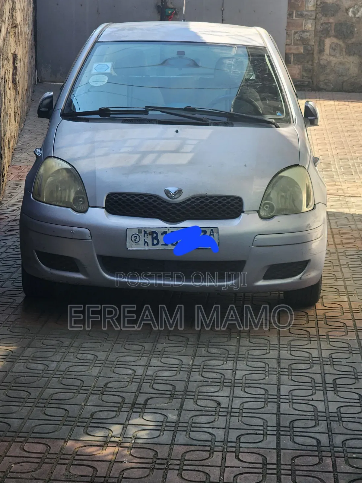 Toyota Vitz 2004 Purple